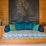 Le Macassar Bed & Breakfast *