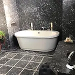 Le Macassar Bed & Breakfast Corbie