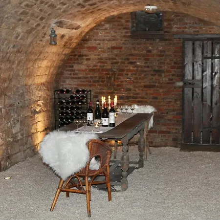 Le Macassar Bed & Breakfast Corbie